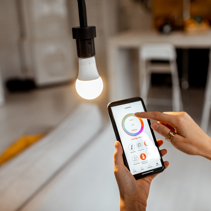Smart Lighting & Connected Bulbs